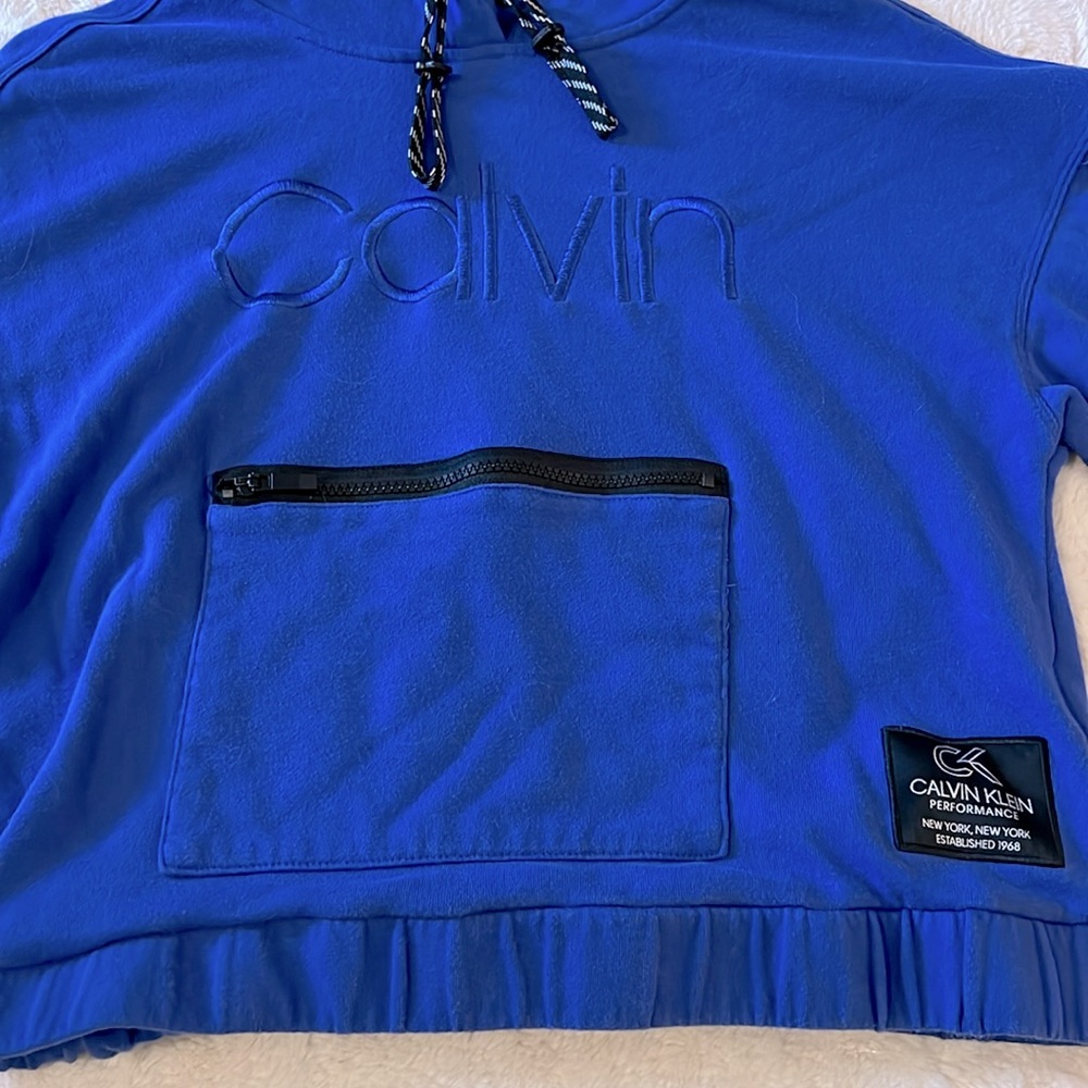 Calvin Klein Cropped Hoodie - Picture 2 of 2